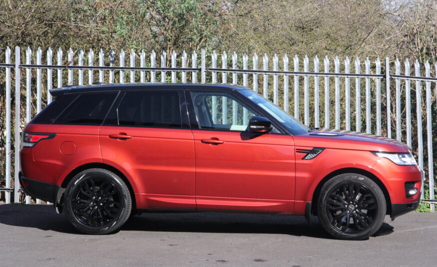 Land Rover Range Rover Sport 3.0 SD V6 HSE Auto