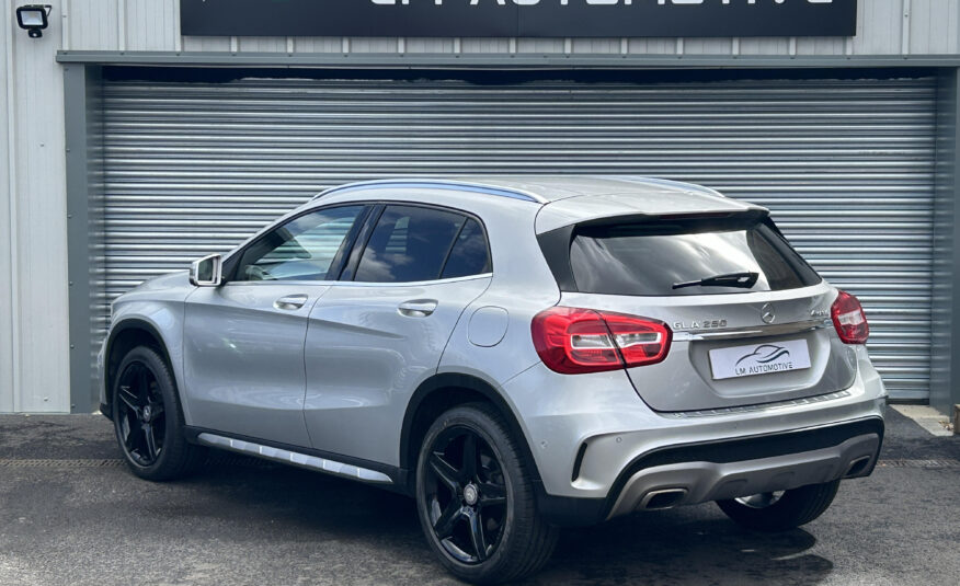 Mercedes-Benz GLA250 AMG Line Executive 7G-DCT 4MATIC